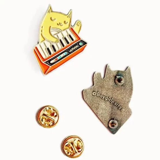 Boygirlparty Keyboard Cat Pin - Red