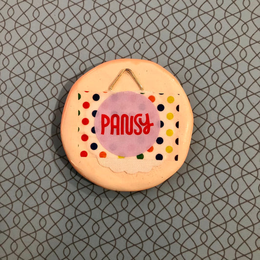 Pansy Wall Face - Peach Happy Face