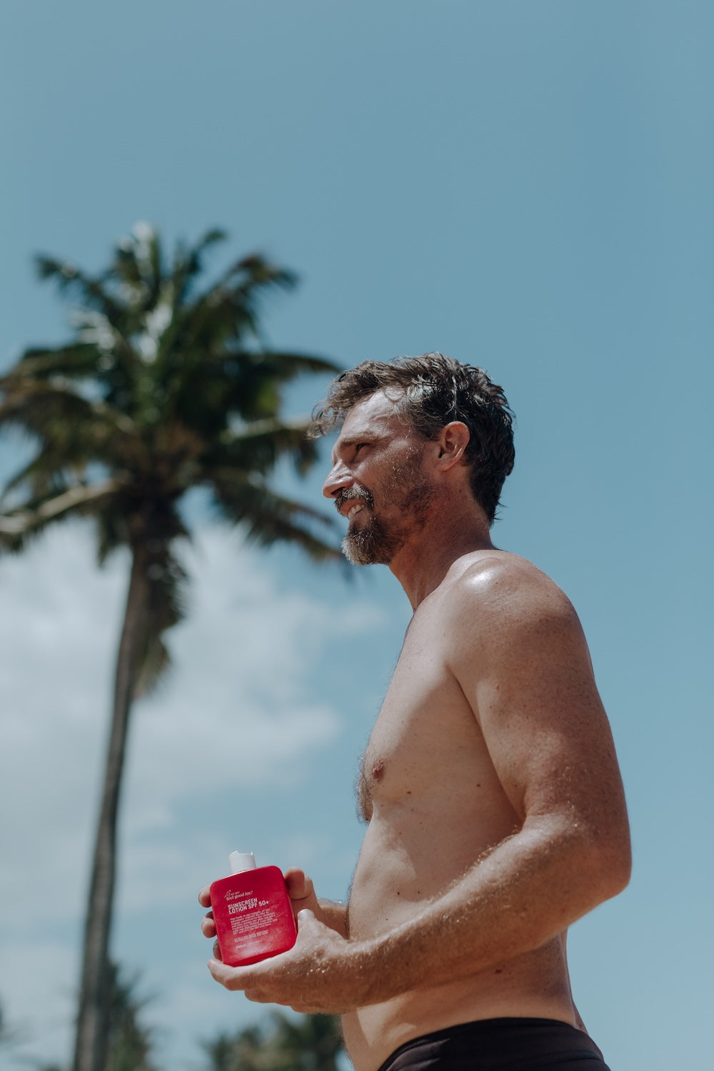 We Are Feel Good Inc Signature Sunscreen SPF50+ 200ml