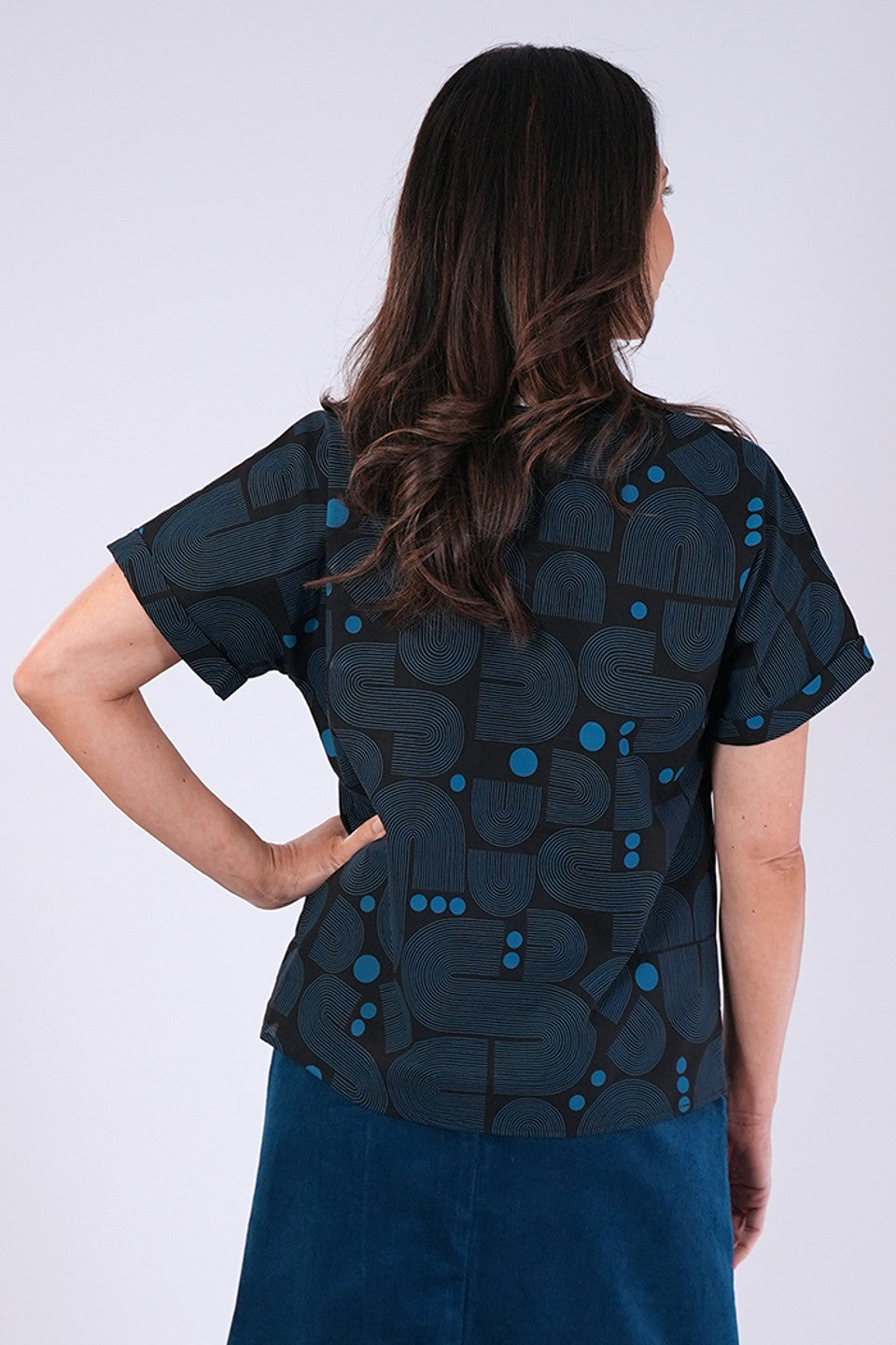 Essaye Bella Bauhaus Top - Black/Blue