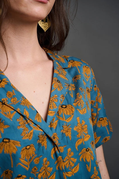 Mata Traders Camp Shirt - Teal Floral